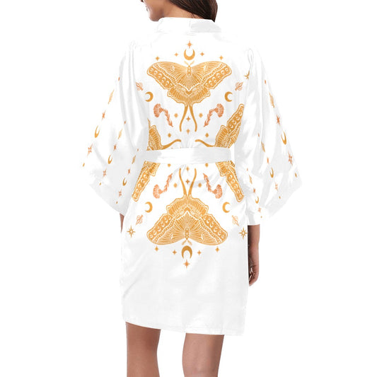 Moth Queen Short Robe ✴ Pearl