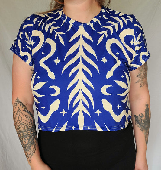 Serpentina Crop Tee ✴ Blue