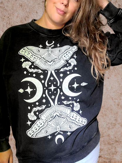 Moth Queen Sweatshirt ✴ Smoke