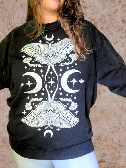 Moth Queen Sweatshirt ✴ Smoke
