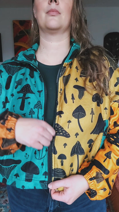 Mushroom Cropped Zip Up Jacket ✴ Colorblock